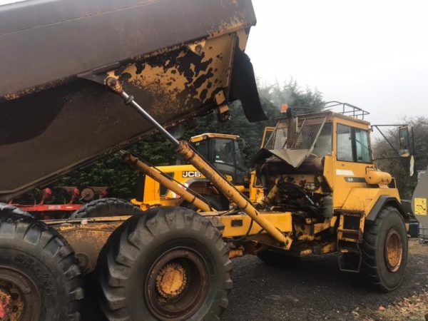 1994 VOLVO A25C ARTICULATED DUMP TRUCK - Image 3