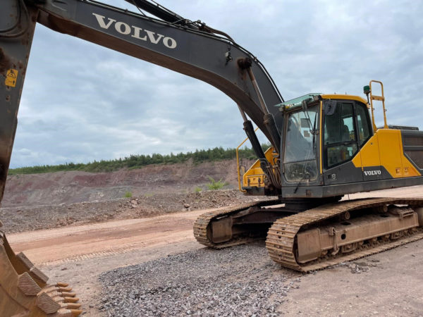 2015 VOLVO EC250E EXCAVATOR - Image 10