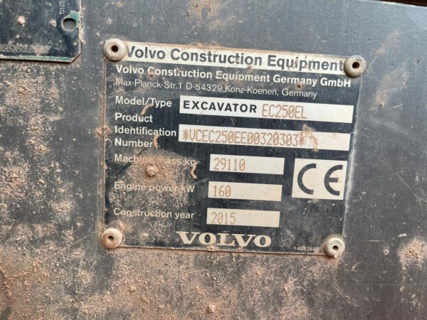 2015 VOLVO EC250E EXCAVATOR - Image 2