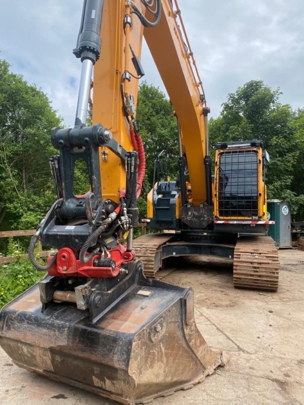 2019 HYUNDAI HX235 LCR EXCAVATOR - Image 2