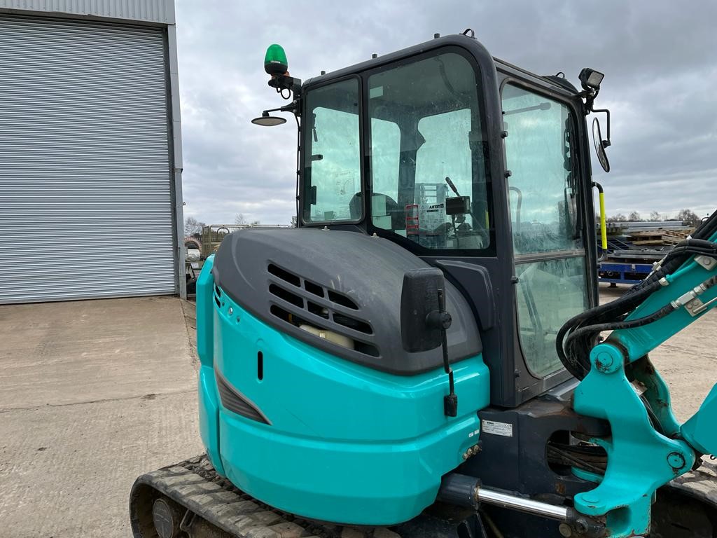 2020 KOBELCO SK45SRX-6 EXCAVATOR - Image 3