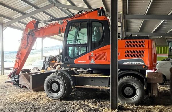 2017 DOOSAN DX170 W WHEELED EXCAVATOR - Image 6