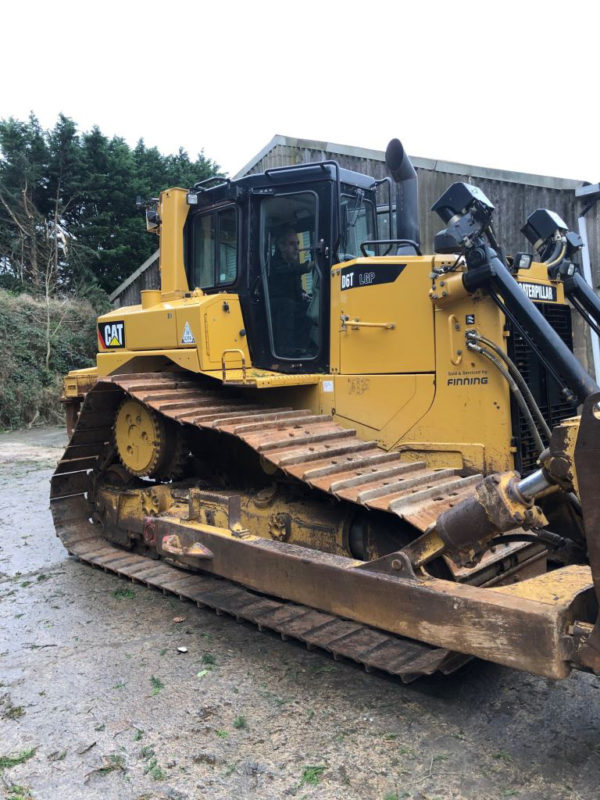 CAT D6T DOZER W/ MULTI SHANK CAT RIPPER (2014) - Image 3